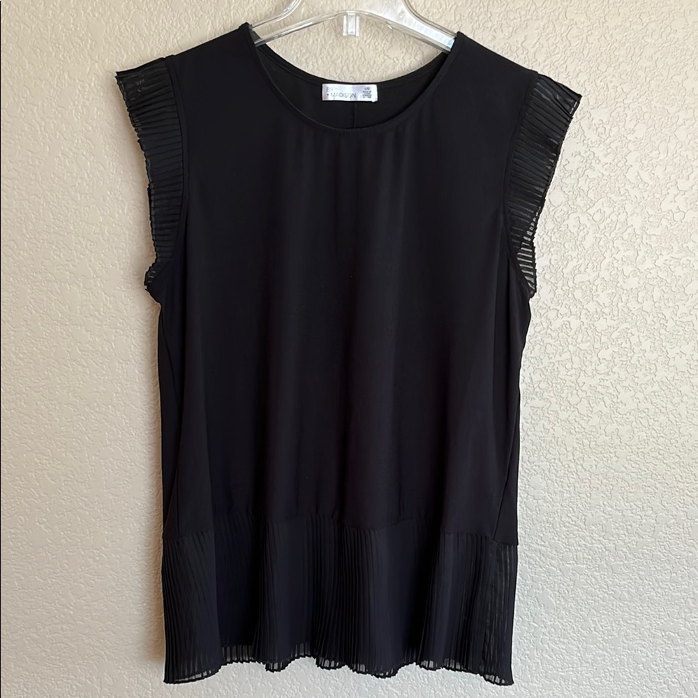 89th & Madison sleeveless black ruffle top